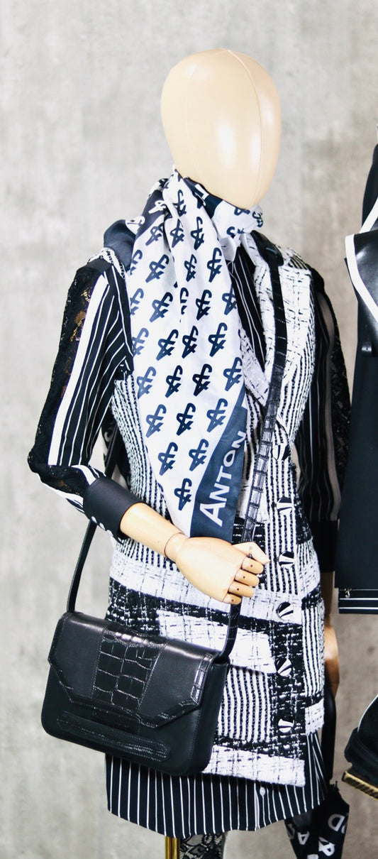 Black/White Enhancing Monogram Scarf